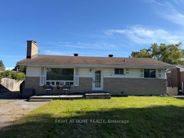 Property Photo:  24 Largo Crescent S  ON K2G 3C7 