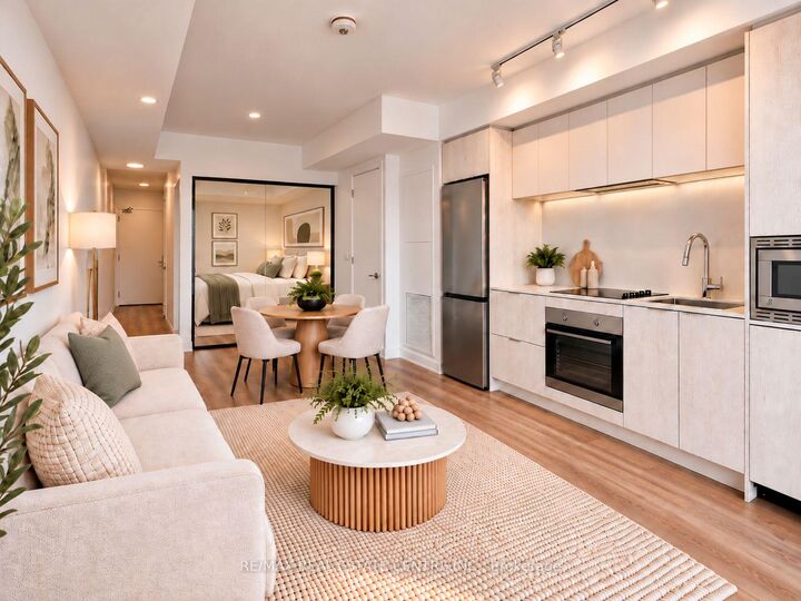 Property Photo:  1 Jarvis Street 1402  ON L8R 0A8 