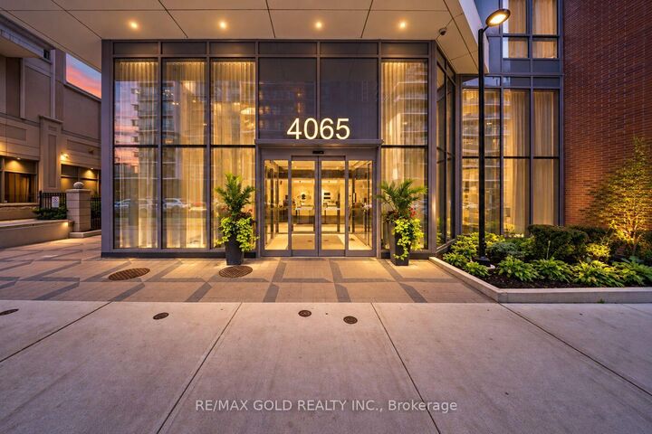 Property Photo: 4065 Confederation Parkway 705 ON L5B 0L4