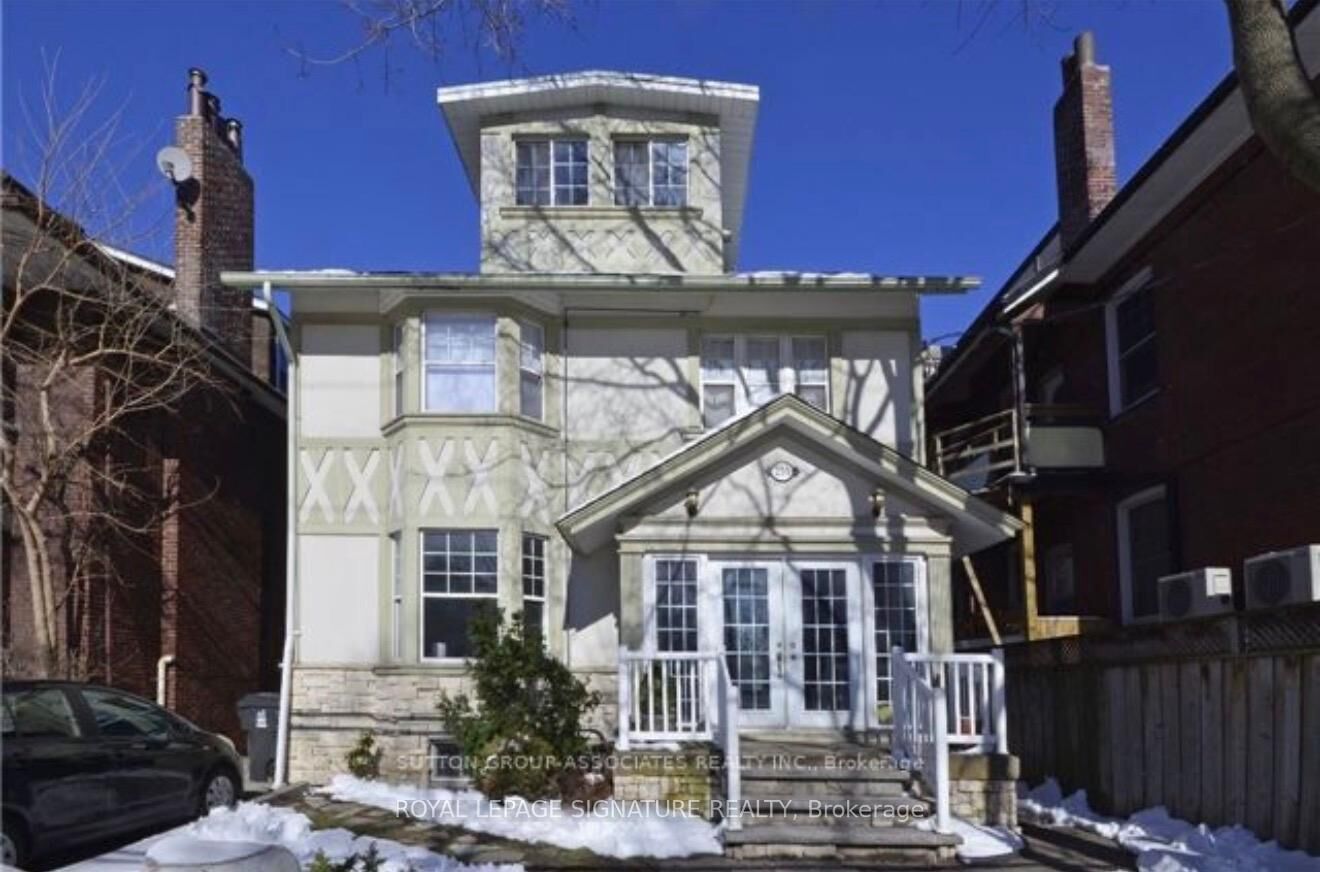 Property Photo:  255 Indian Road 2nd Floor Unit  ON M6R 2X3 