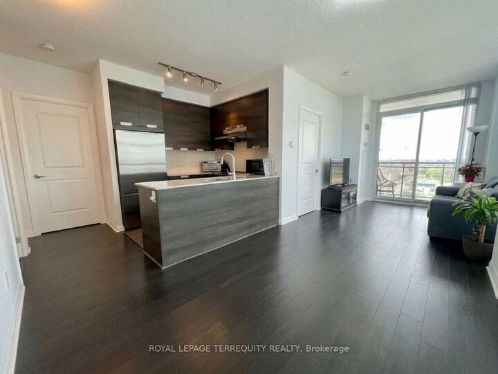 Property Photo:  5033 Four Springs Avenue 1219  ON L5R 0G6 