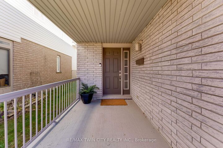 Property Photo:  268 Keewatin Avenue  ON N2B 3W4 