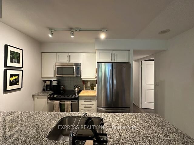 Property Photo:  38 Grand Magazine Street 532  ON M5V 0B1 