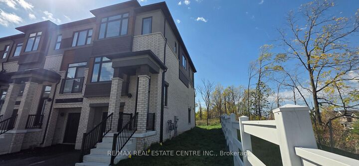 Property Photo:  313 Conklin Road 55  ON N3T 5L5 