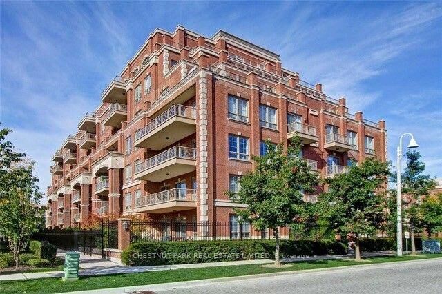 Property Photo:  20 Burkebrook Place 79  ON M4G 0A1 