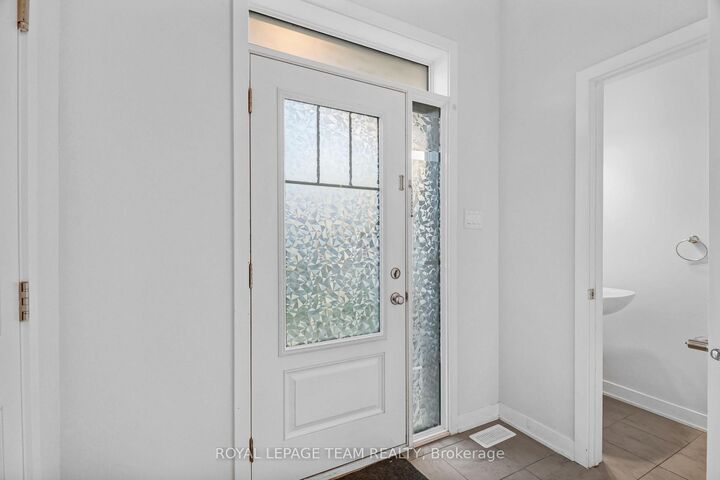 Property Photo: 2177 Winsome Terrace ON K4A 5N1