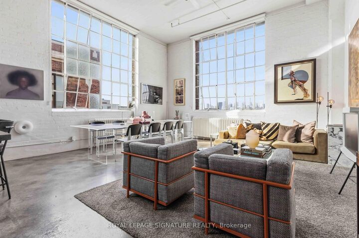 Property Photo:  245 Carlaw Avenue 501B  ON M4M 2S1 