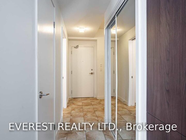 Property Photo:  14 York Street 505  ON M5J 2Z2 