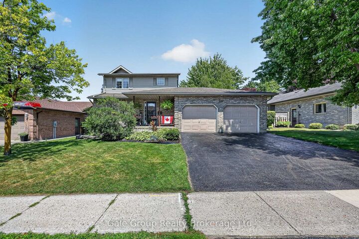 Property Photo:  20 Daniel Street  ON N5C 3W9 