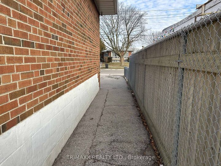 Property Photo:  93 Jeffcoat Drive Bsmt  ON M9W 3B9 