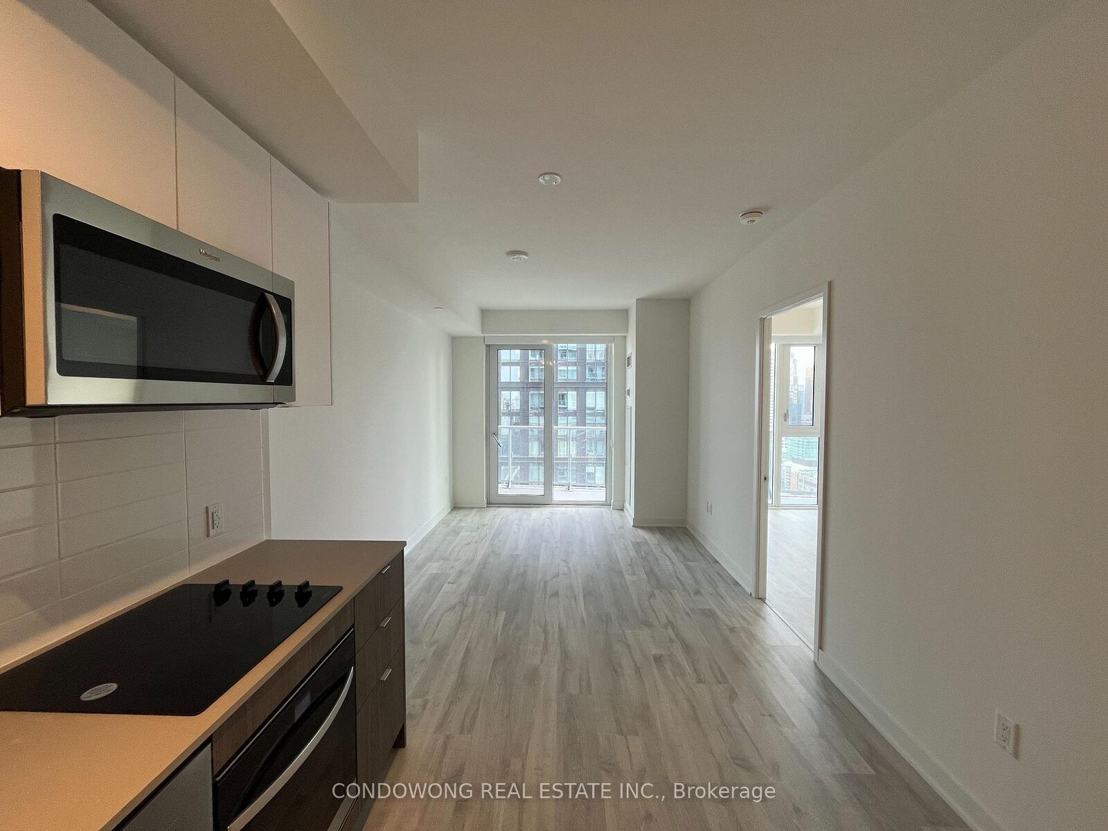 Property Photo:  100 Dalhousie Street 3308  ON M5B 0C7 