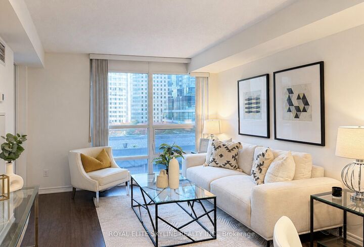 Property Photo:  761 Bay Street 403  ON M5G 2R2 