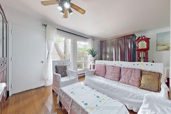 Property Photo: 83 Thorny Vine Way ON M2J 4J3
