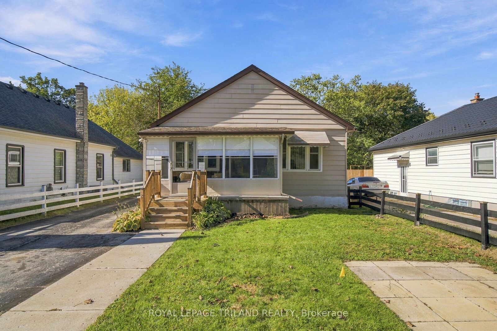 Property Photo:  191 Barker Street  ON N5Y 1Y2 