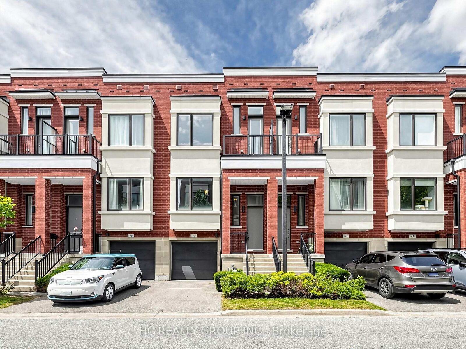 Property Photo:  38 Lafferty Lane  ON L4C 0Z8 