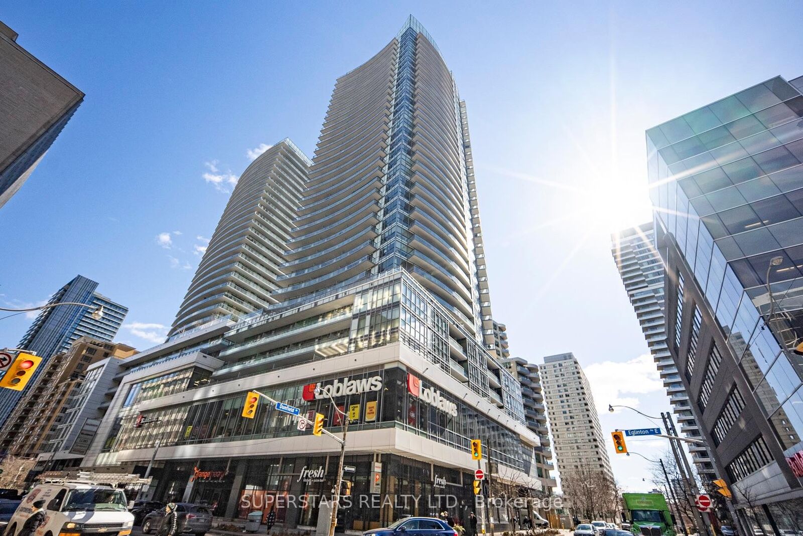 Property Photo:  89 Dunfield Avenue 801  ON M4S 0A4 