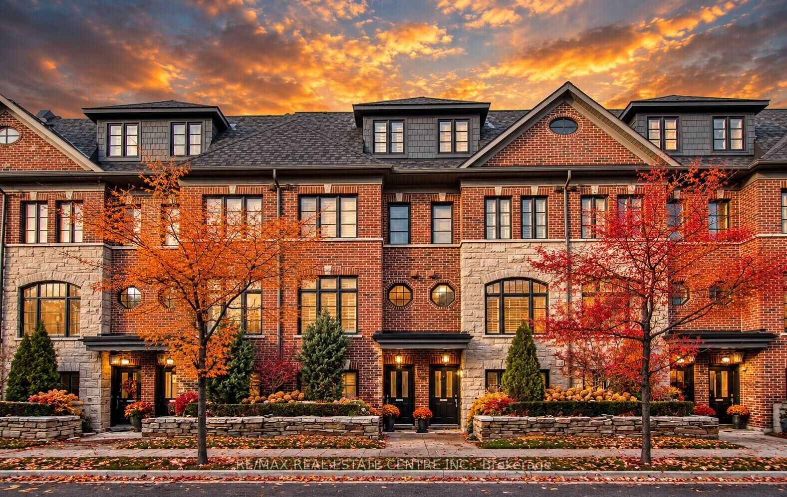 Property Photo:  30 Cormier Heights  ON M8Z 0B5 