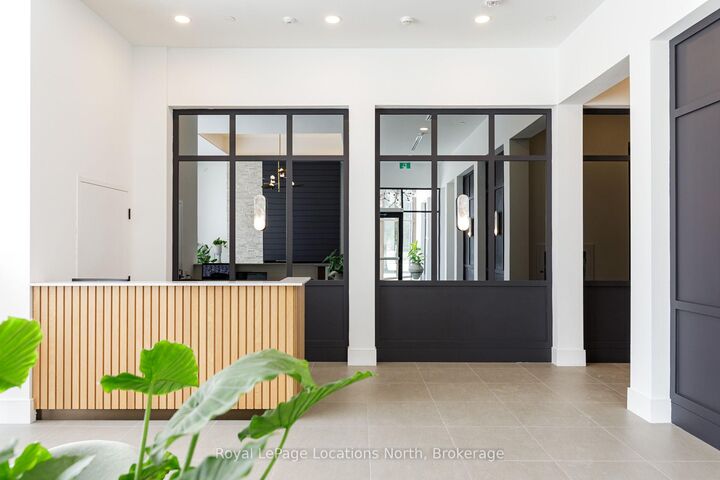 Property Photo:  31 Huron Street 403  ON L9Y 5T7 