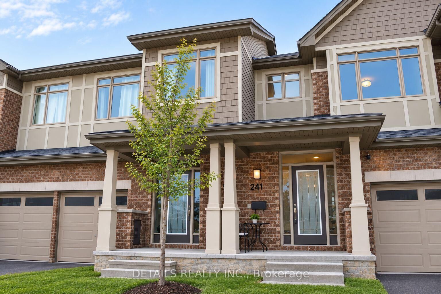 Property Photo:  241 Overberg Way  ON K2S 0V8 