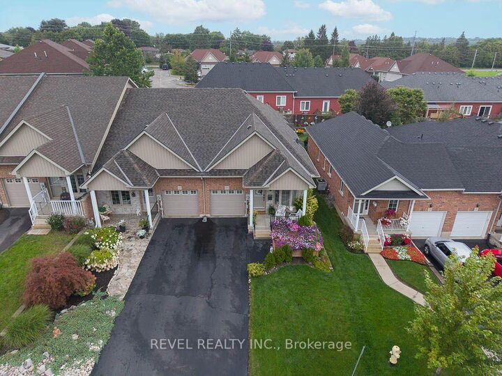 Property Photo:  15 Millcroft Drive  ON N3Y 0B1 