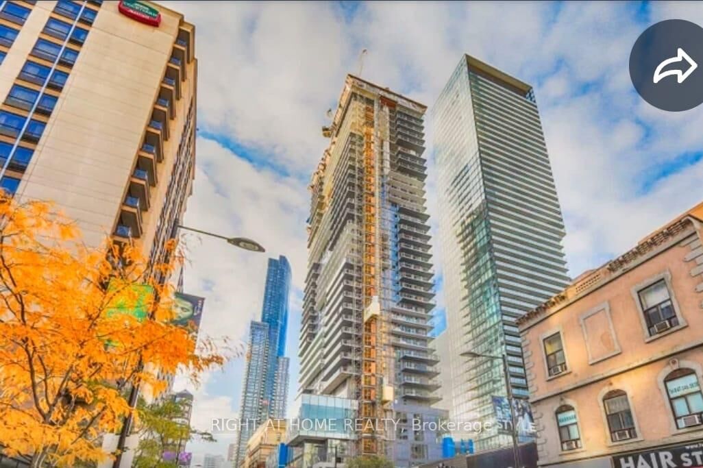 Property Photo:  7 Grenville Street 6205  ON M4Y 1W9 