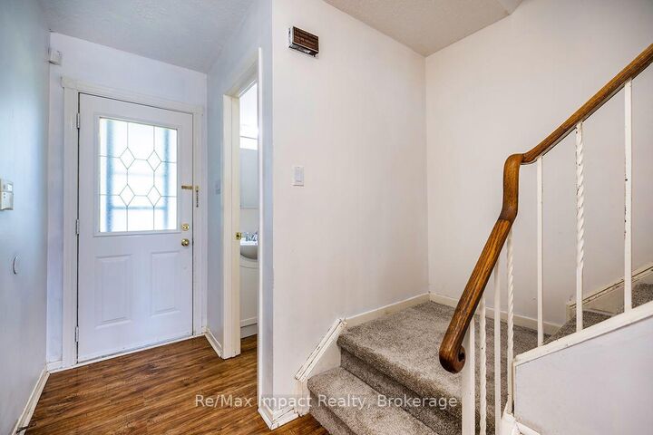 Property Photo:  25 Tompkins Lane  ON L1S 3L7 