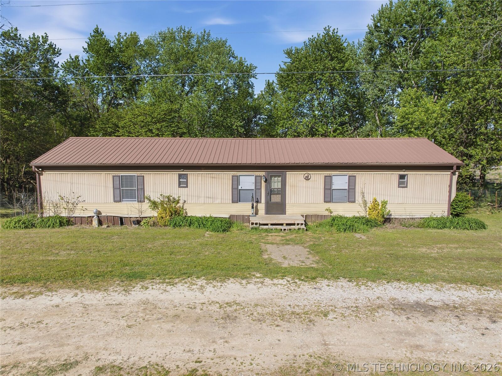 Property Photo: 20037 S 85th Street E OK 74470