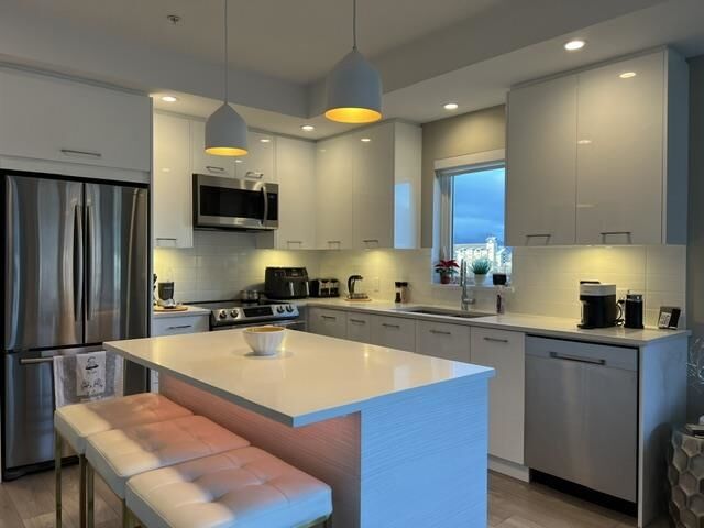 Property Photo:  38033 Second Avenue 516  BC V8B 0C4 