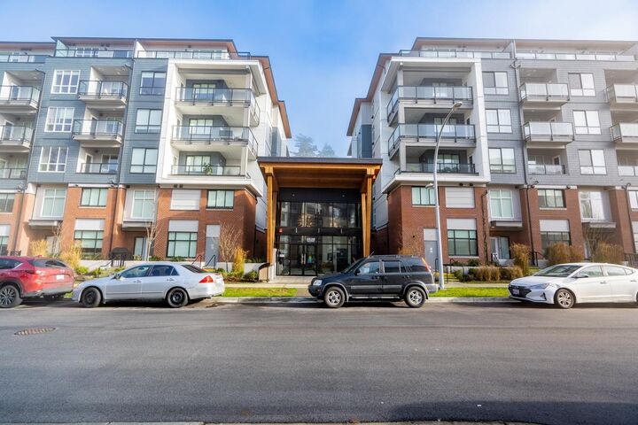 Property Photo:  3528 146A Street 208  BC V4P 0H4 