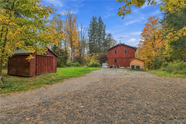 Property Photo:  3864 Hollow Road  NY 14167 