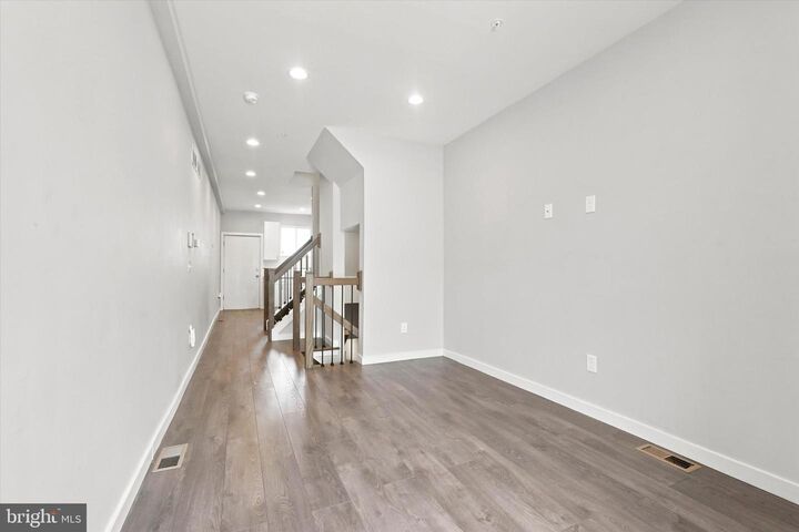 Property Photo: 2044 N Fifth Street PA 19122