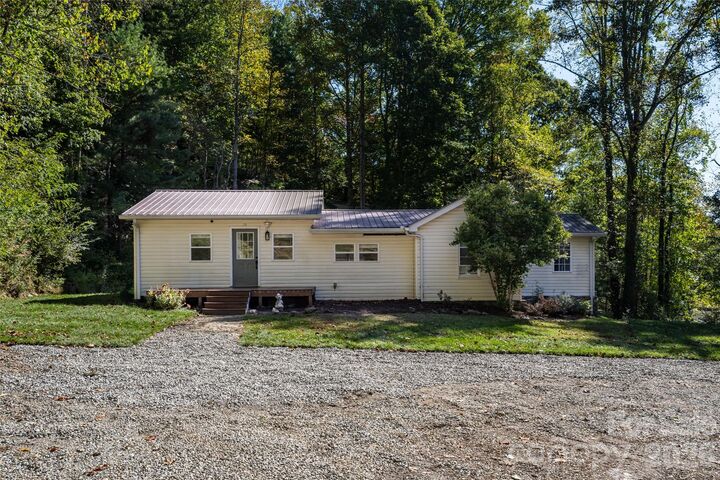 Property Photo:  89 Sayles Town Road  NC 28730 