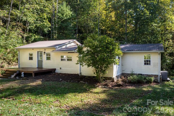 Property Photo: 89 Sayles Town Road NC 28730