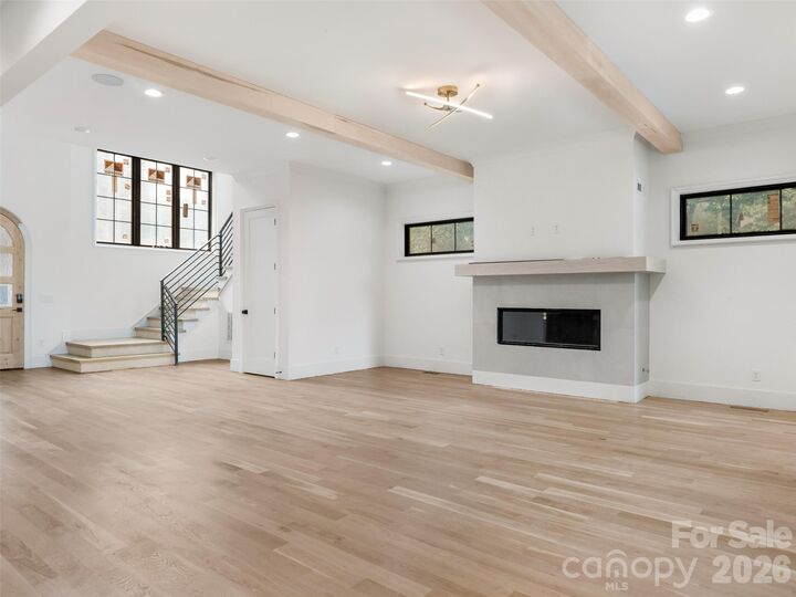 Property Photo:  1314 Richland Drive  NC 28211 