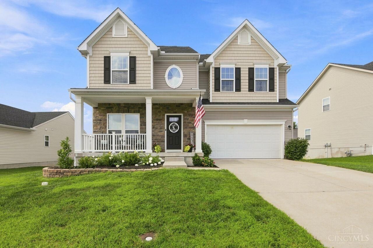 Property Photo: 8127 Valley Crossing Drive OH 45247