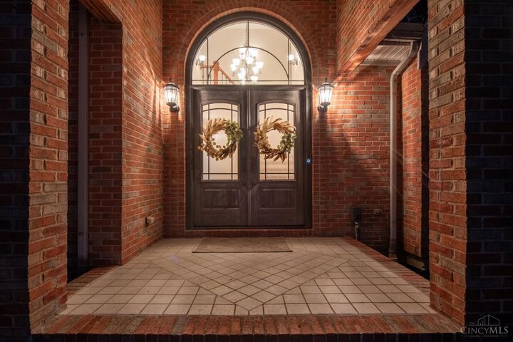 Property Photo: 5253 Providence Ridge Drive OH 45011