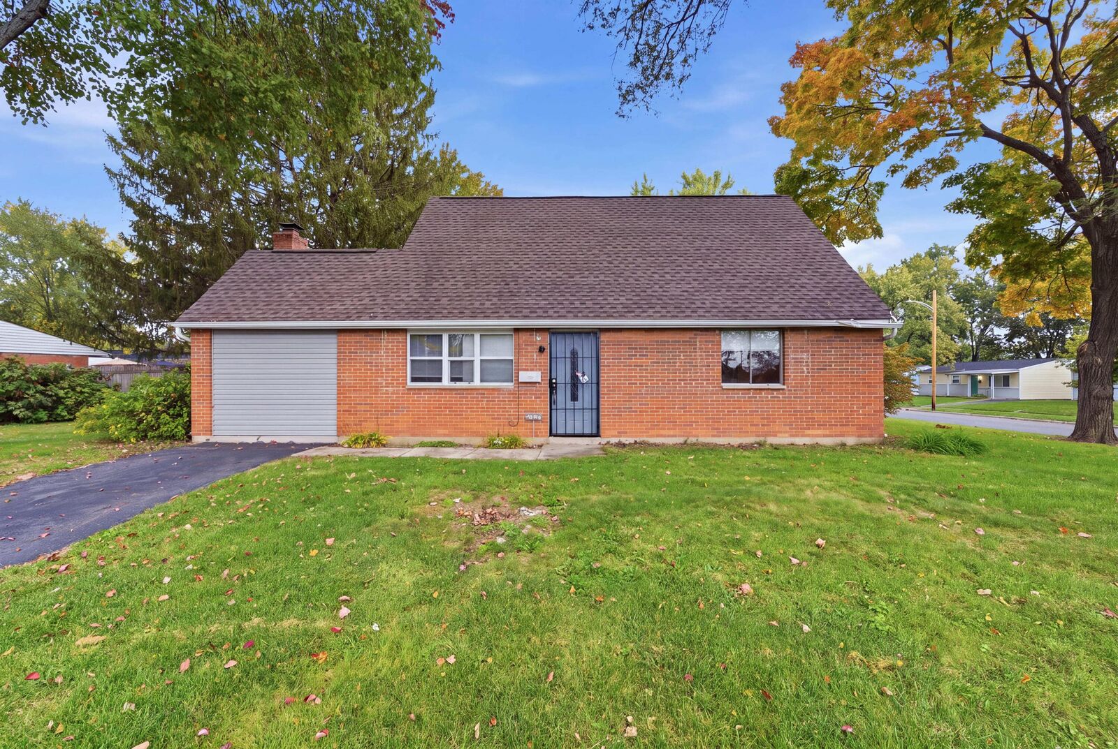 Property Photo: 1670 Striebel Road OH 43227