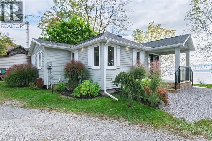 Property Photo:  46 King Street South  ON N3Y 4K2 