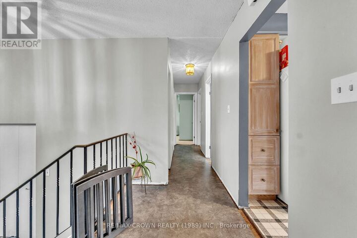 Property Photo:  19 Knox Court  ON P1A 2P6 