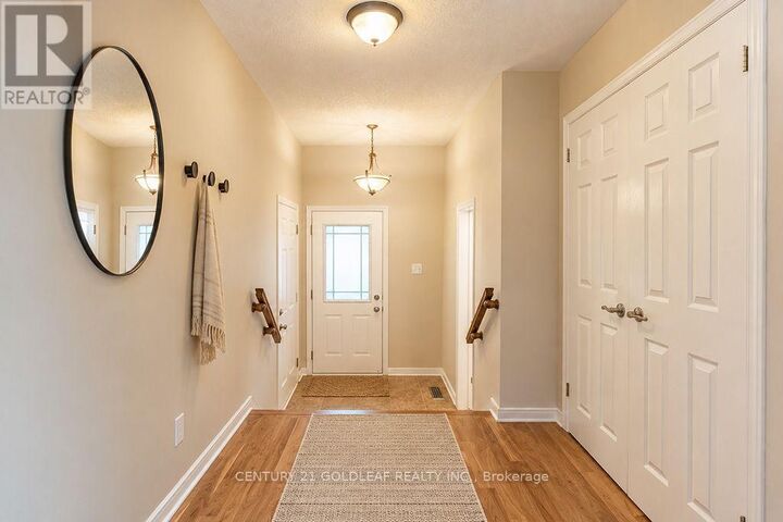 Property Photo:  2260 Brockstone Crescent  ON K4A 4V3 