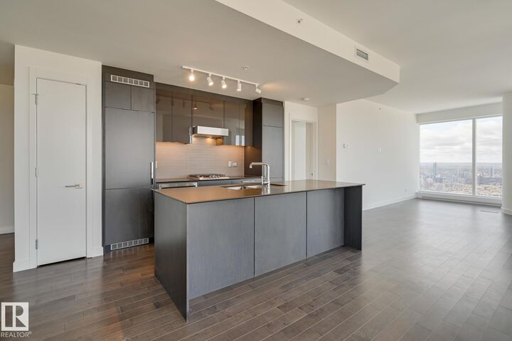 Property Photo:  10360 102 Street NW 4201  AB T5J 0K6 
