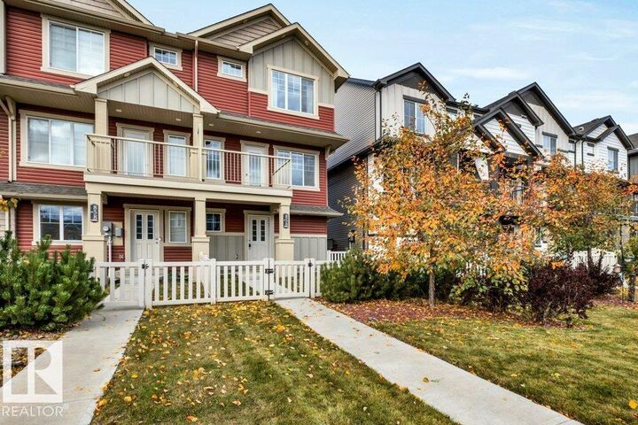 Property Photo:  856 Daniels Way SW  AB T6W 4C8 