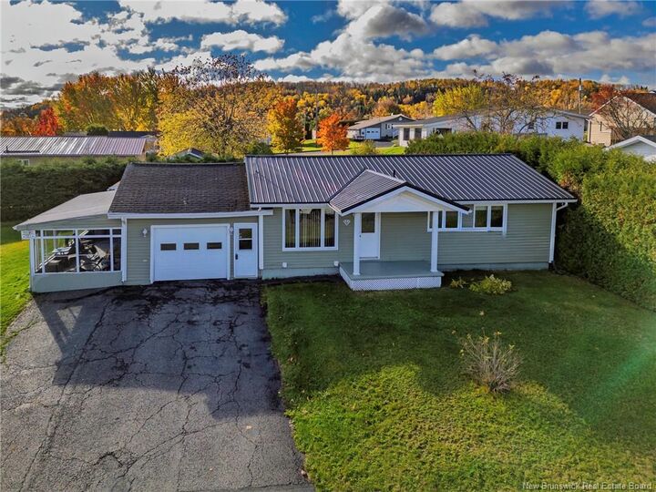 Property Photo:  605 5th Ave  NB E3Z 1A1 