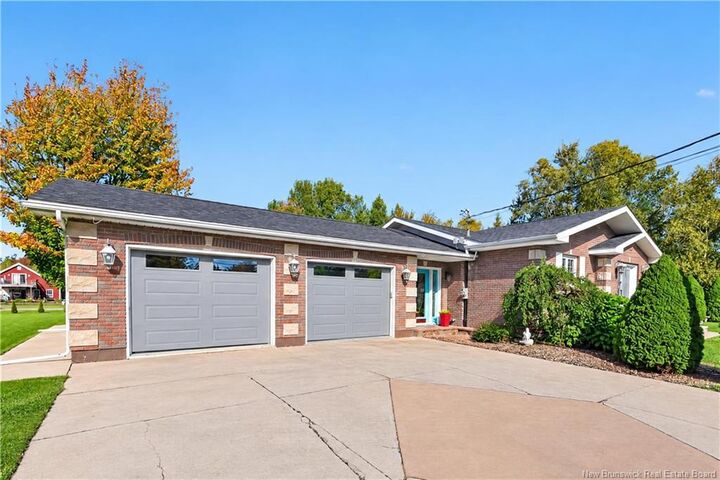 Property Photo:  194 Trois-Ruisseaux  NB E4N 2C1 