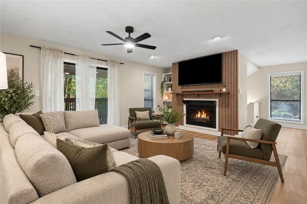 Property Photo:  109 Cumberland Court SE  GA 30080 