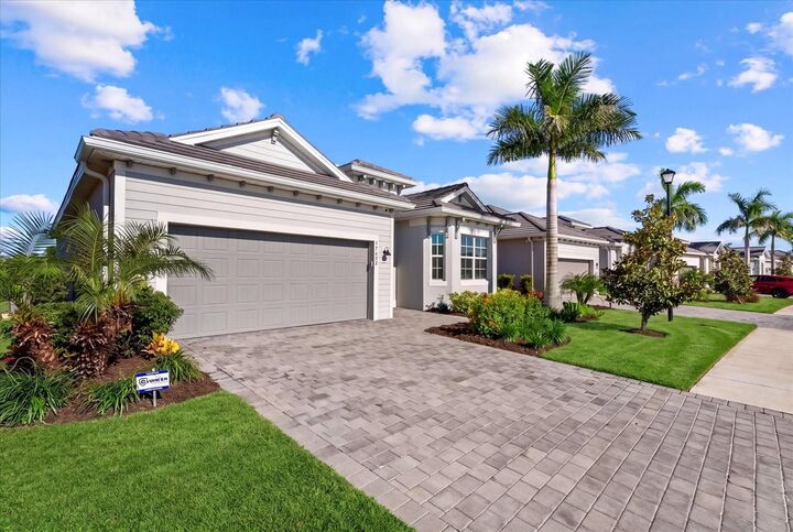 Property Photo:  17602 Santorini Court  FL 34293 