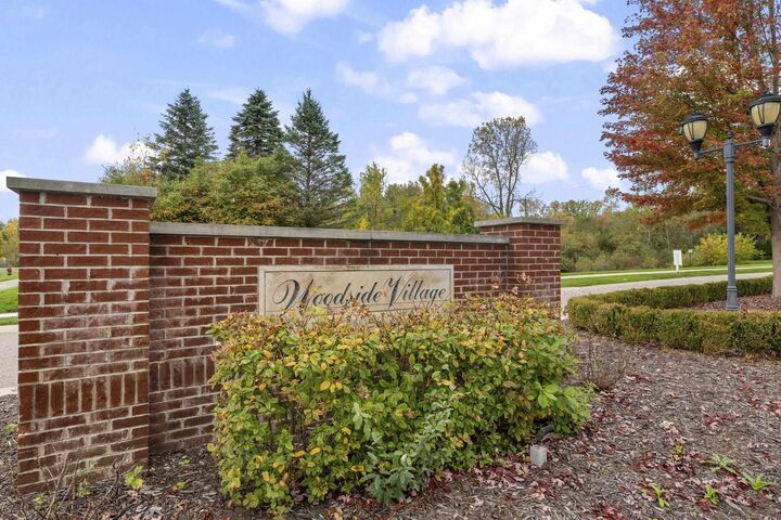 Property Photo: 1688 Maple Leaf Lane MI 48198