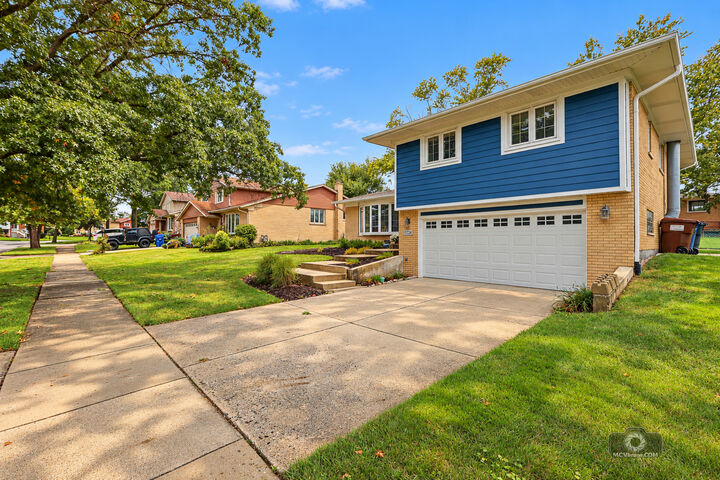 Property Photo:  15224 Walnut Road  IL 60452 