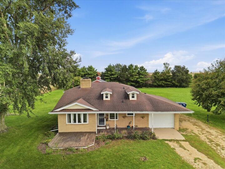 Property Photo: 1754 Brooklyn Road IL 61006