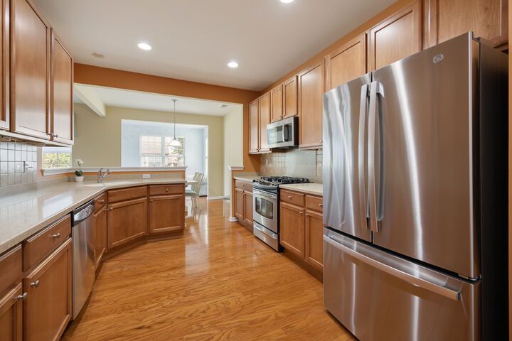 Property Photo:  2836 Cascade Falls Circle  IL 60124 